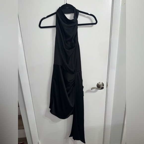 ELLIATT Myra Dress in Black Size Medium - Picture 4 of 9